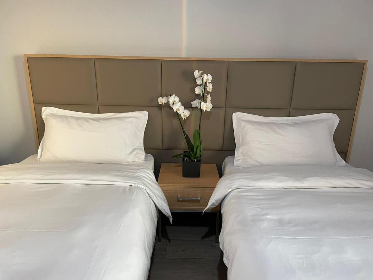 The Stay Furnished Apartments Dbayeh Eksteriør bilde