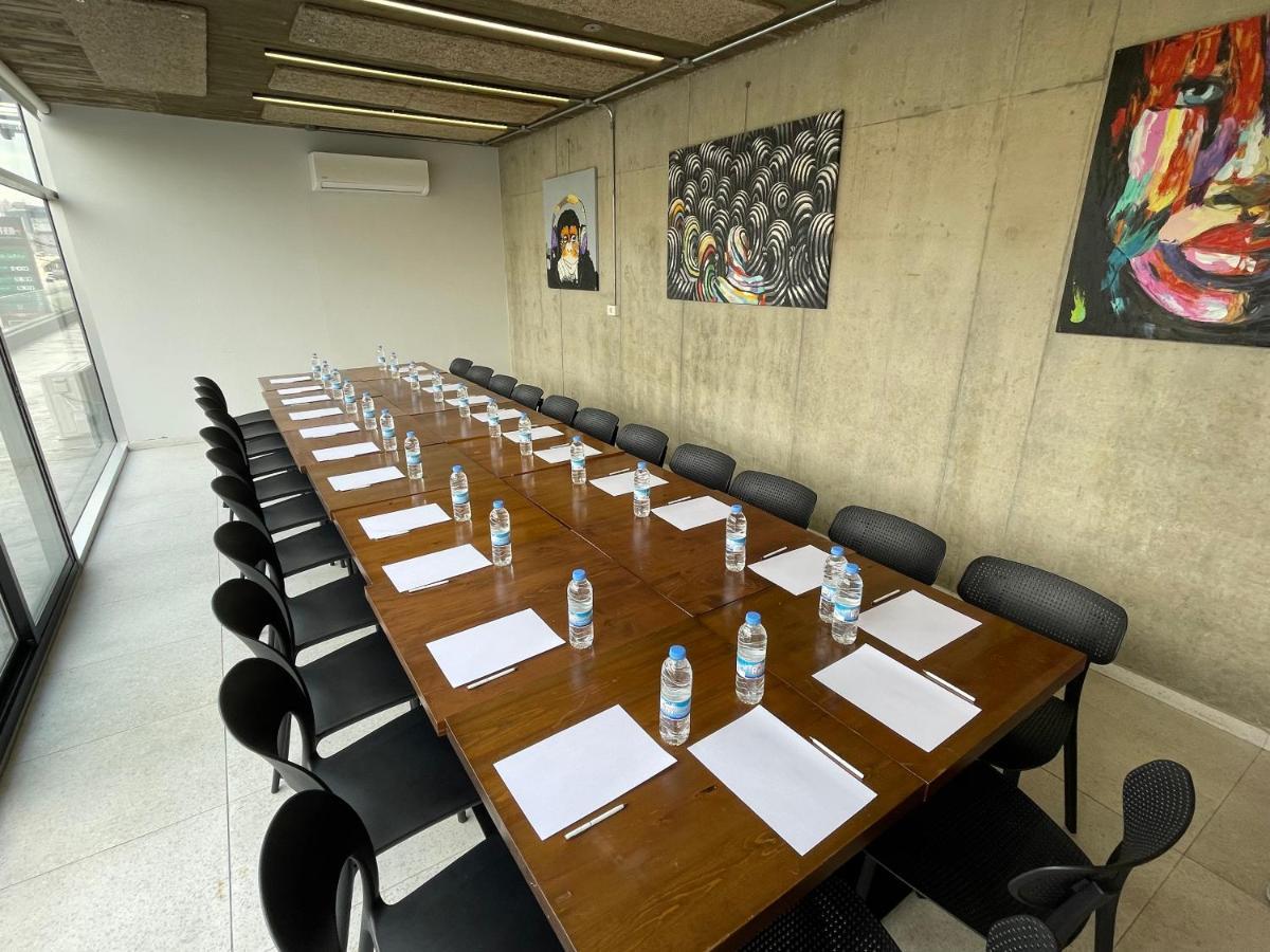 The Stay Furnished Apartments Dbayeh Eksteriør bilde